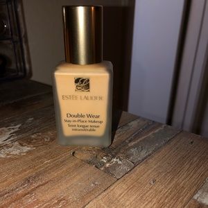 Estée Lauder foundation